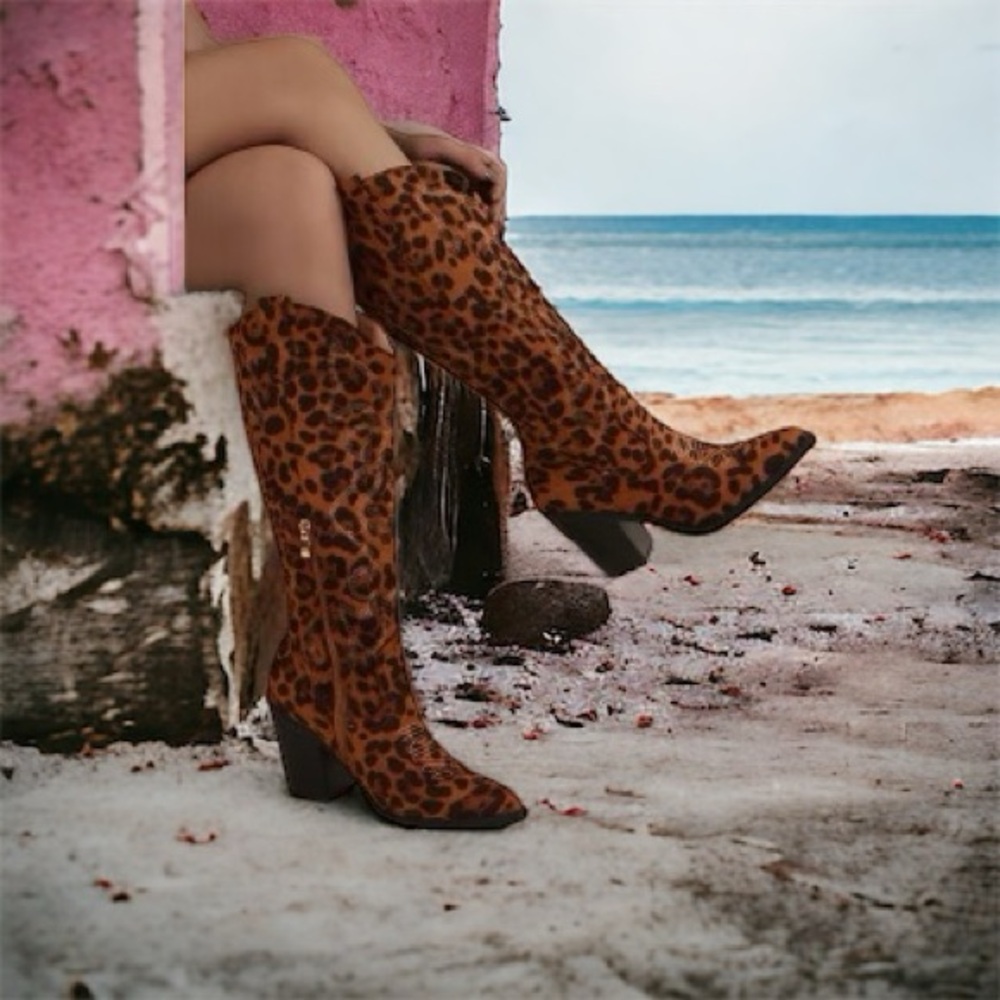Leopard Print Winter Boots AI Listed